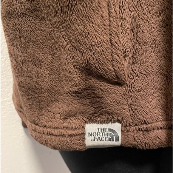 The North Face 1/4 Zip Osito Jacket - Picture 3 of 6